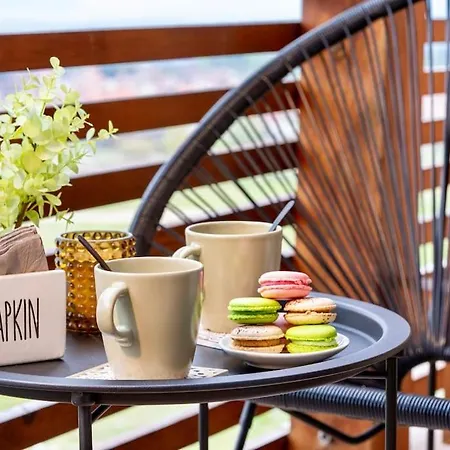 Peaceful W/ Amazing View Daire